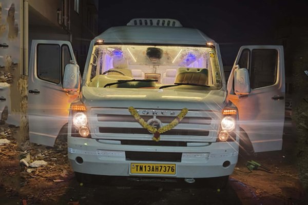 Tanish Tavels - Tempo 1